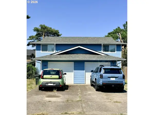 722 Oakdale Ave, Springfield, OR 97477