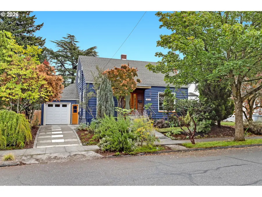 8026 N Woolsey Ave, Portland, OR 97203 - #2