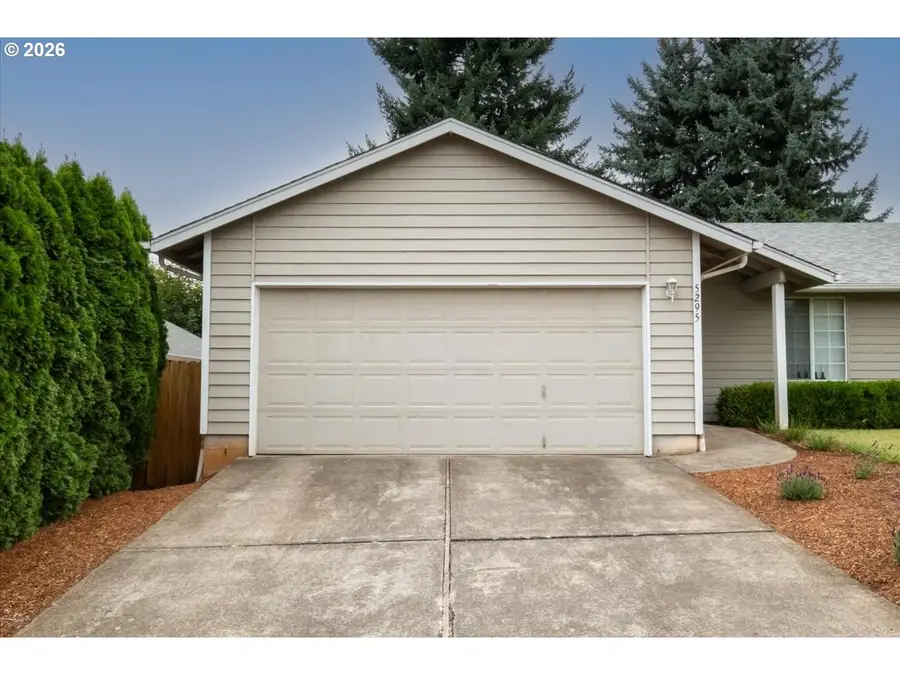 5295 Red Leaf Dr, Salem, OR 97306 - #2