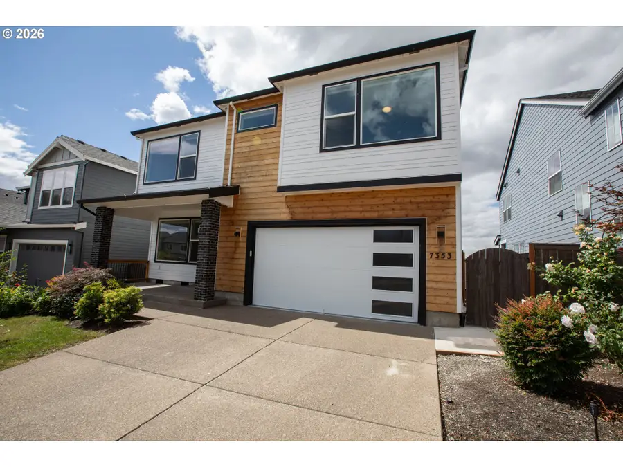7353 NW Oakfern Dr, Portland, OR 97229 - #2