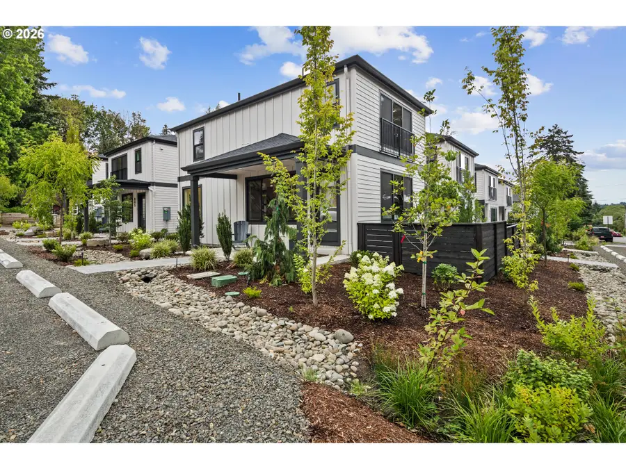 225 E Ave, Lake Oswego, OR 97034 - #2