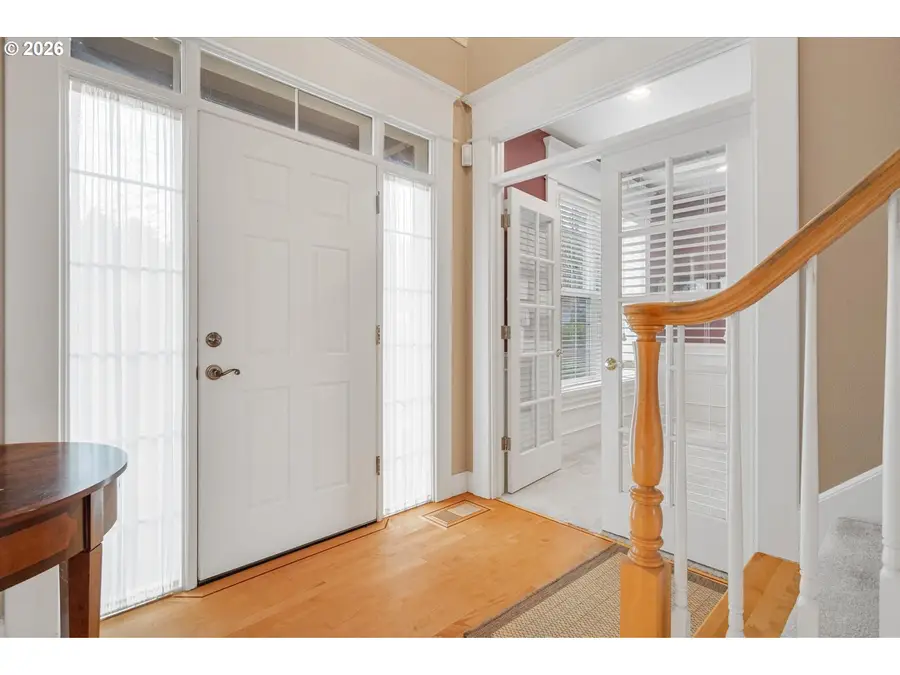 2530 Beacon Hill Dr, West Linn, OR 97068 - #3