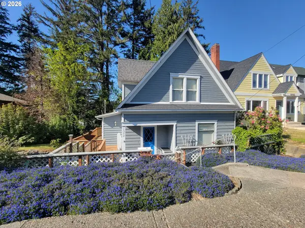 1072 Elrod Ave, CoosBay, OR 97420