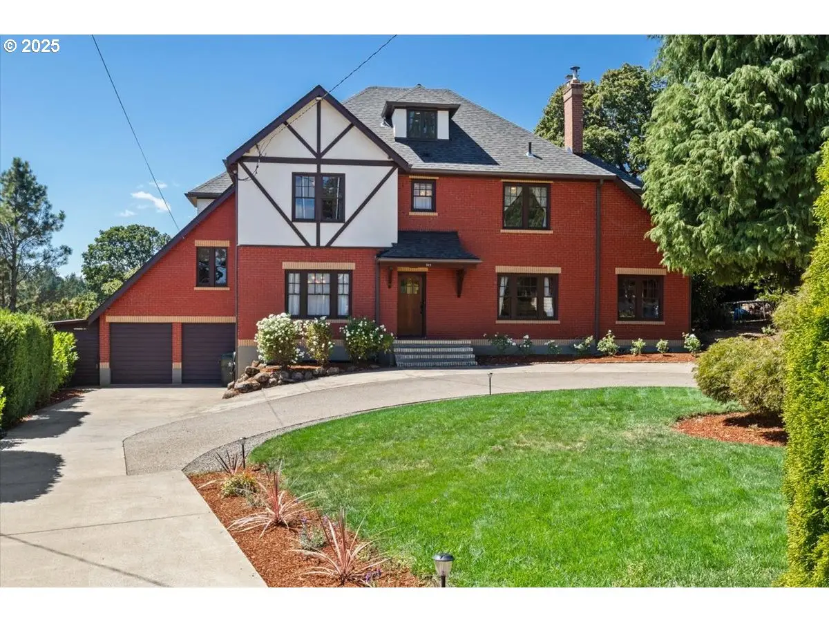 519 Kingwood Dr, Salem, OR 97304 - Image #1