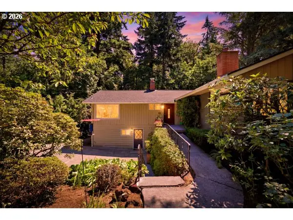 2210 SW Broadway Dr, Portland, OR 97201 - #3
