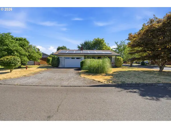 1404 Umpqua Rd, Woodburn, OR 97071