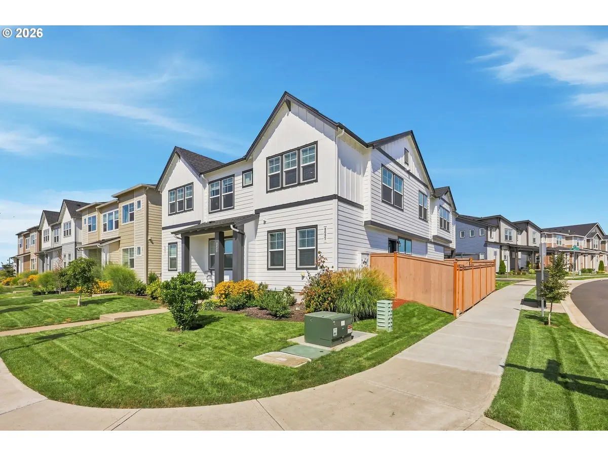 8095 SE Kinnaman St, Hillsboro, OR 97123 - #1