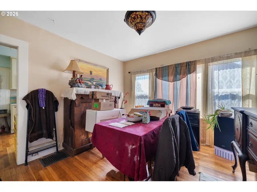 1313 1st St, Tillamook, OR 97141 - #3