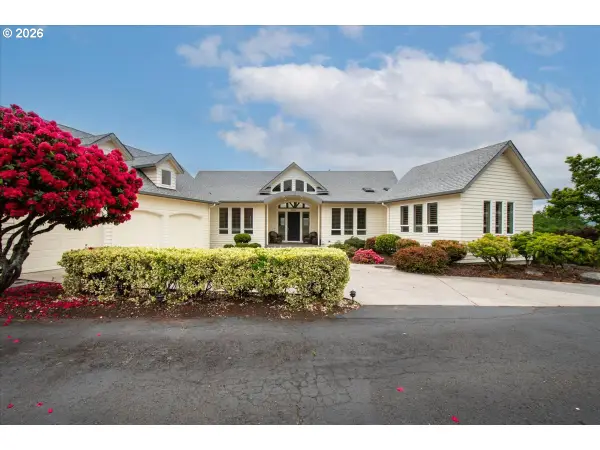 8407 SE Evergreen Hwy, Vancouver, WA 98664