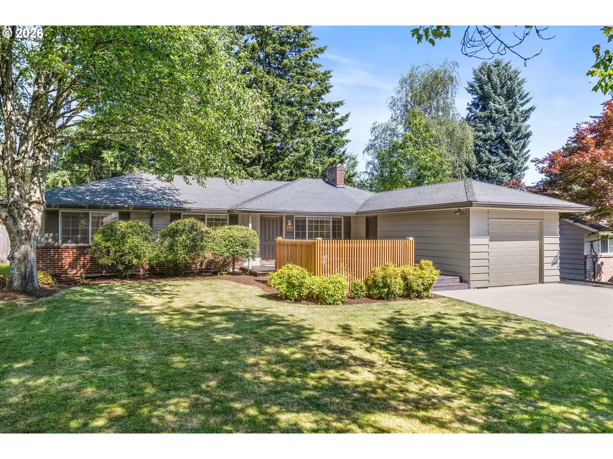 2140 SW Knollcrest Dr, Portland, OR 97225 - #1