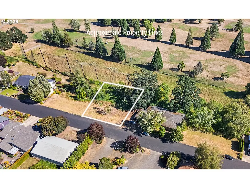 SW Bayou Dr #700, McMinnville, OR 97128 - #1