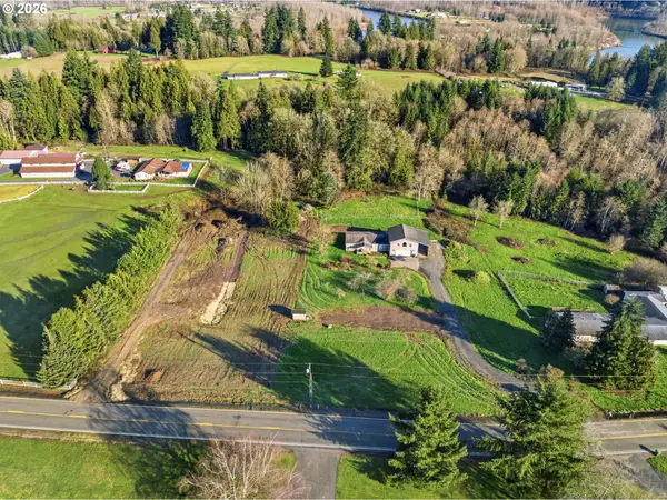 334 Sandy Bend Rd, CastleRock, WA 98611