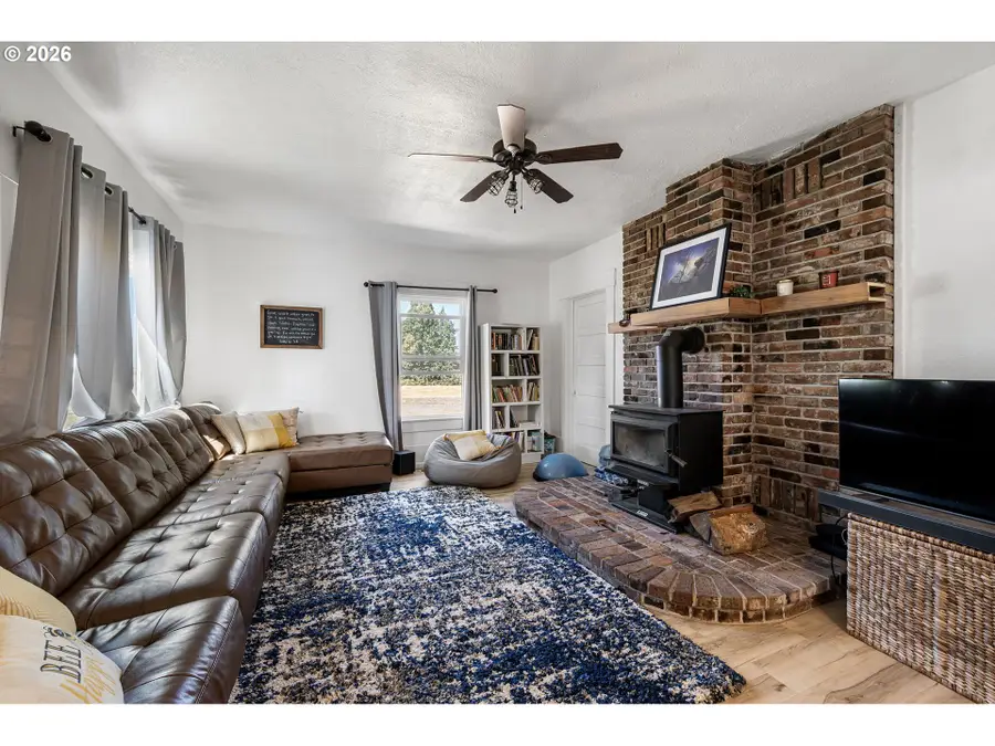 91471 N Coburg Rd, Eugene, OR 97408 - #2