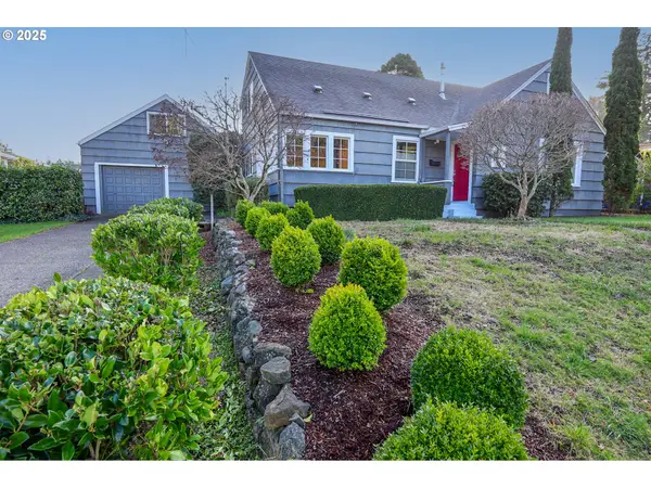 1149 Juniper Ave, CoosBay, OR 97420