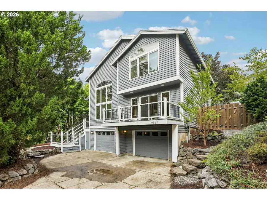 9567 SW Spring Crest Dr, Portland, OR 97225 - #2