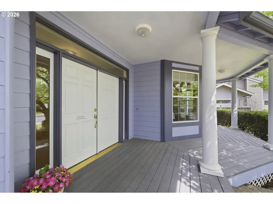 3325 Park Hills Dr, Eugene, OR 97405 - #3