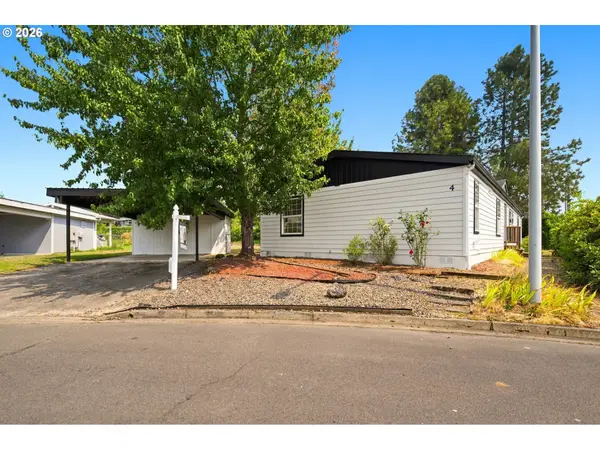 655 NE Burnett Rd #4, McMinnville, OR 97128