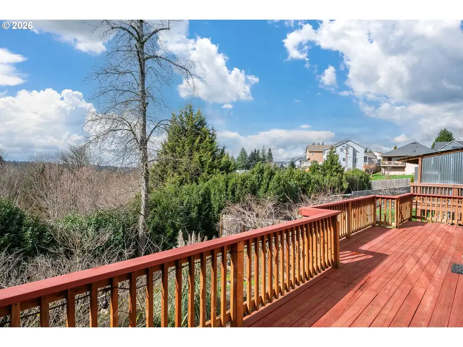 854 SE 4th Ave, Estacada, OR 97023 - #3