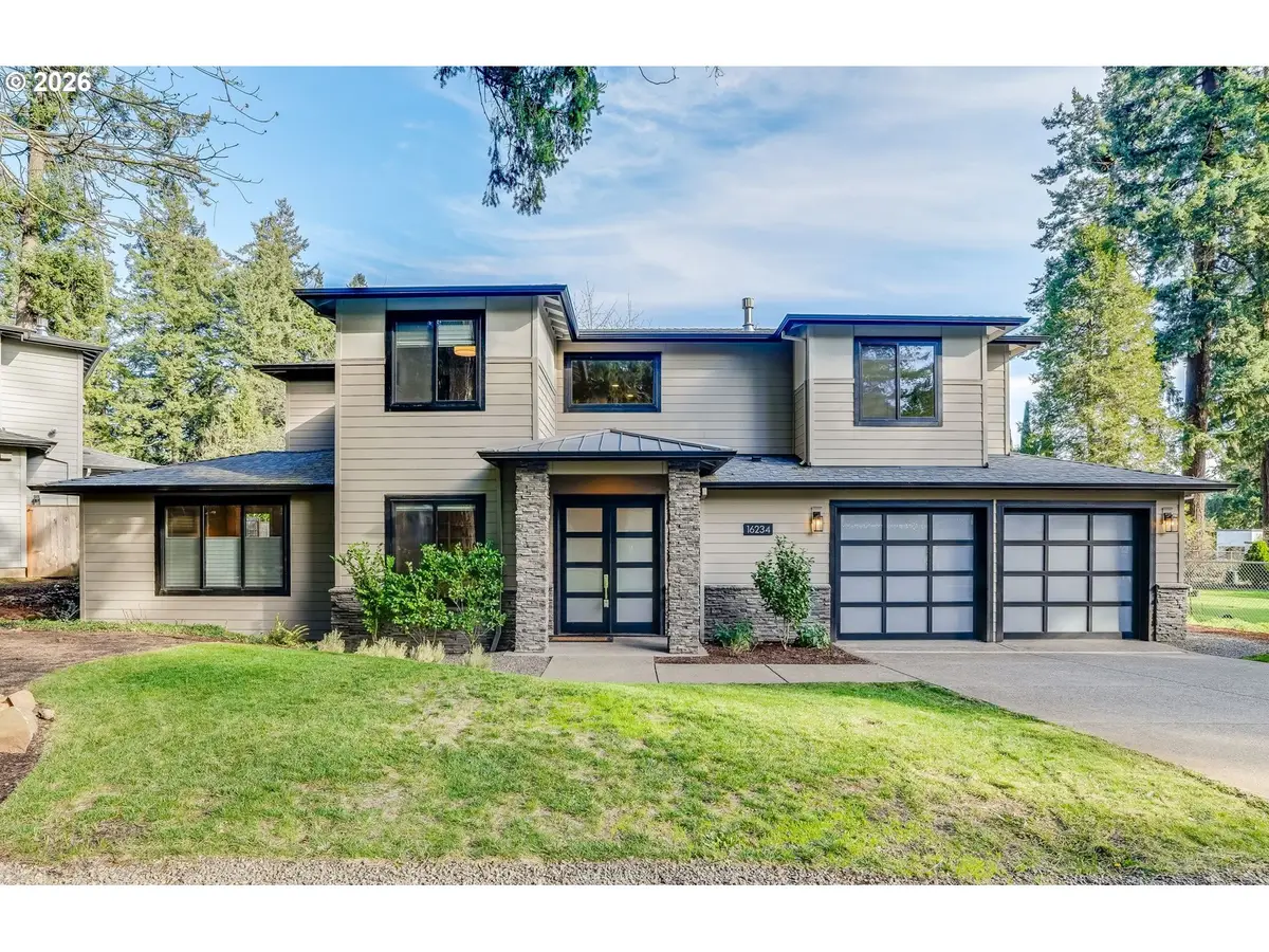 16234 Waluga Dr, Lake Oswego, OR 97035 - #1