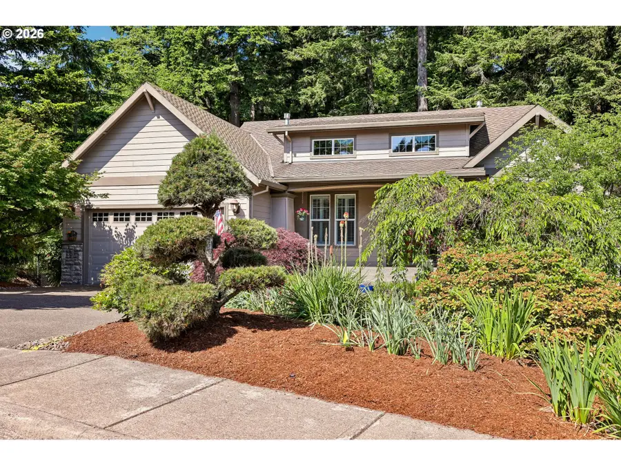 8297 SW Hayden Dr, Beaverton, OR 97007 - #2