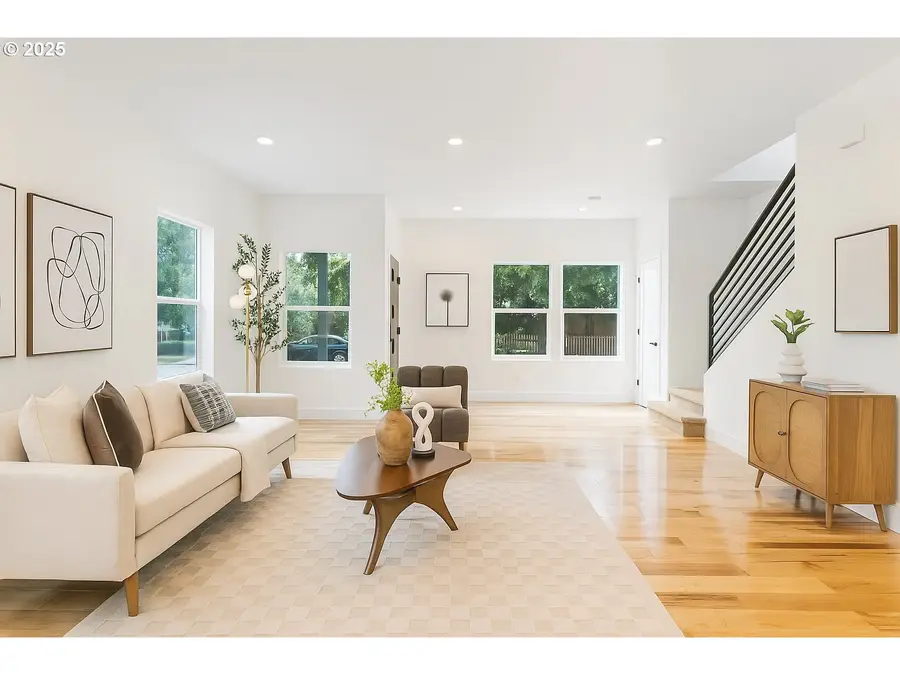 7968 SE 16th Ave, Portland, OR 97202 - Image #2