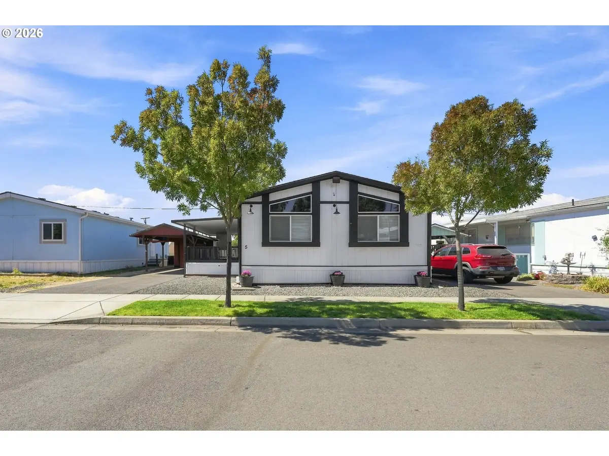 5 Manor Loop, Roseburg, OR 97471 - #1