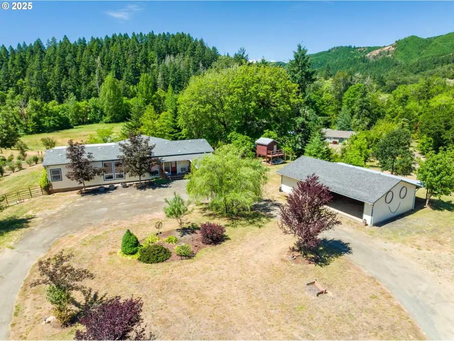 982 Reston Rd, Roseburg, OR 97471 - Image #3