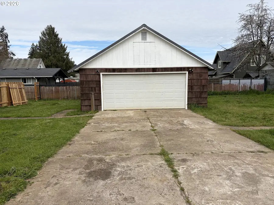 First St., Cottage Grove, OR 97424 - #2