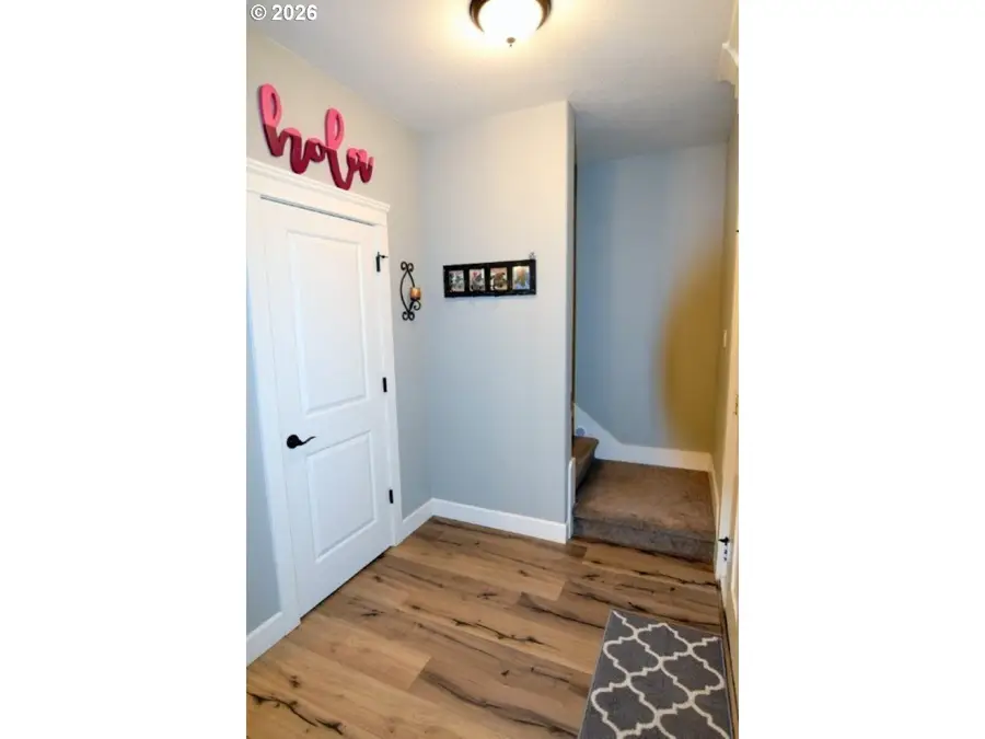 2335 Maplewood Dr N, Salem, OR 97306 - Image #3