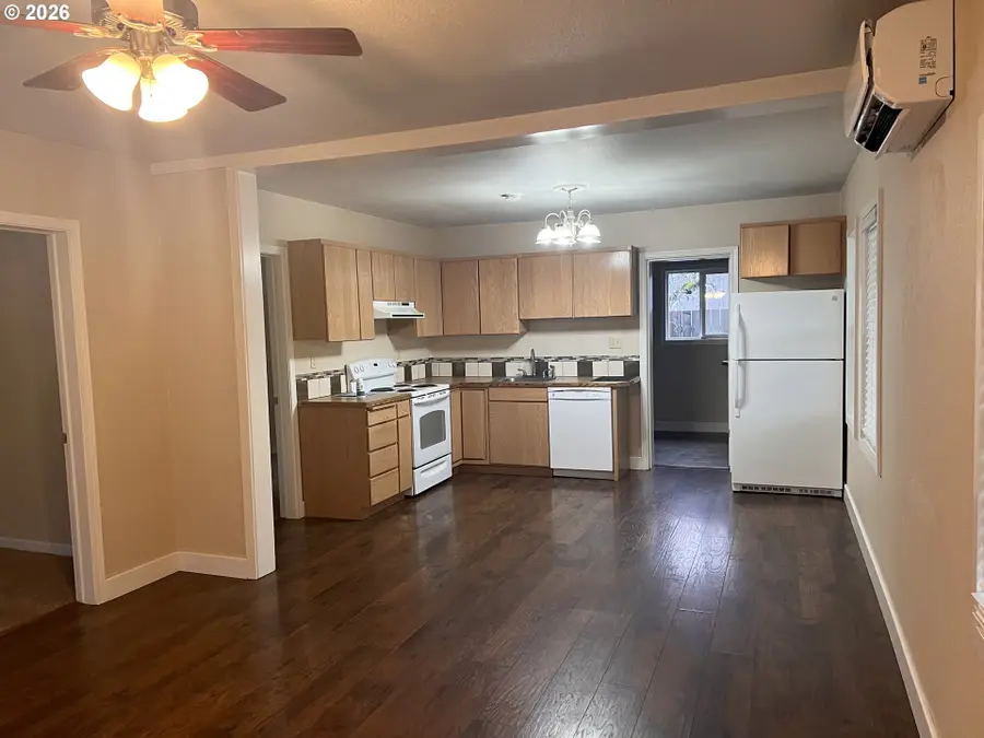 88180 3rd St, Veneta, OR 97487 - #2