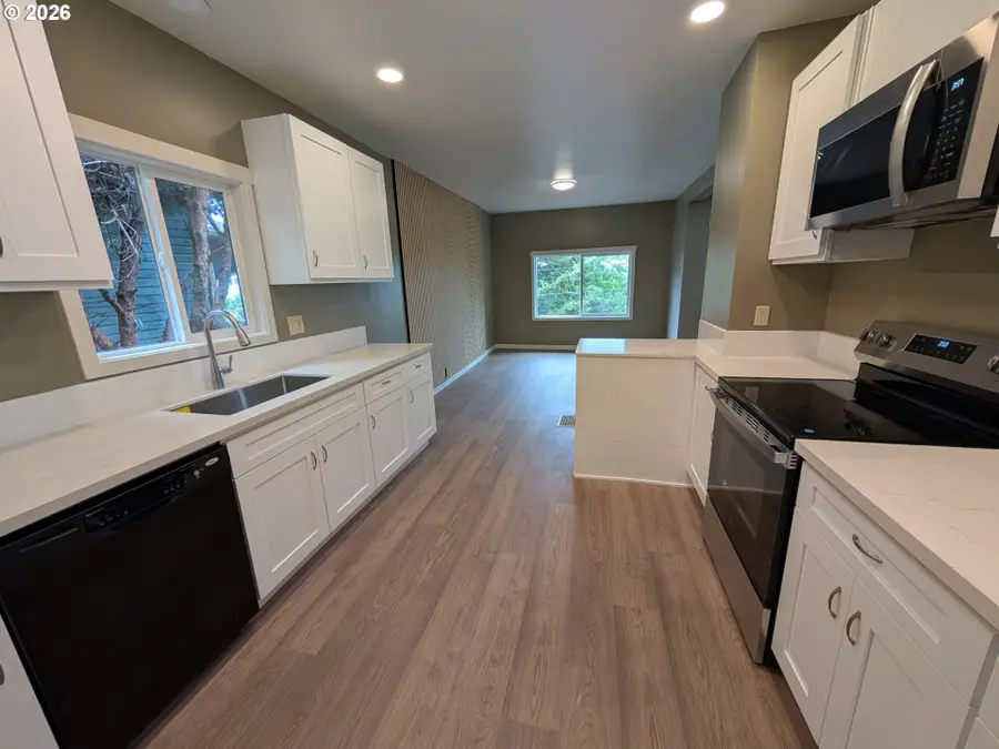 10503 NW 3rd St, Portland, OR 97231 - #2
