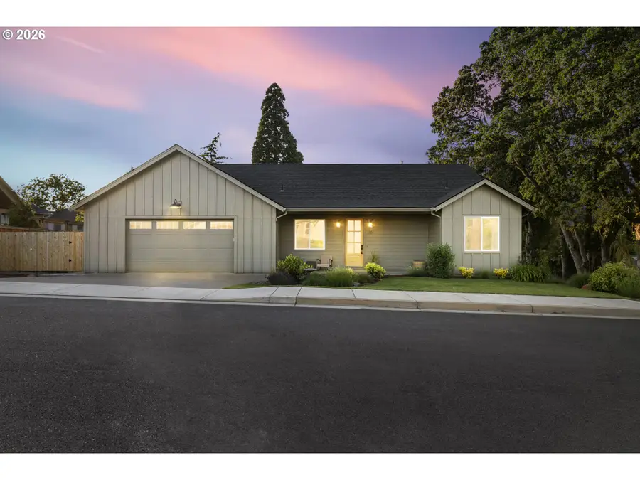 1301 Uff Da St, Silverton, OR 97381 - #2