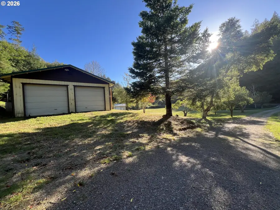 32103 Cedar Valley Rd, Gold Beach, OR 97444 - #2