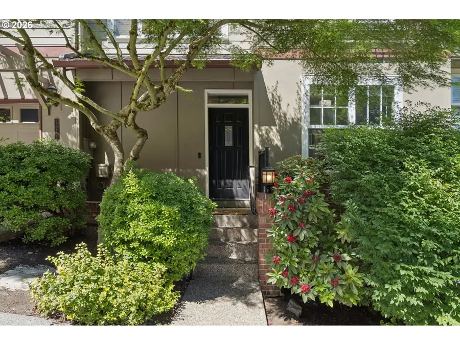 2371 NW Burkhart Dr, Portland, OR 97229 - #2