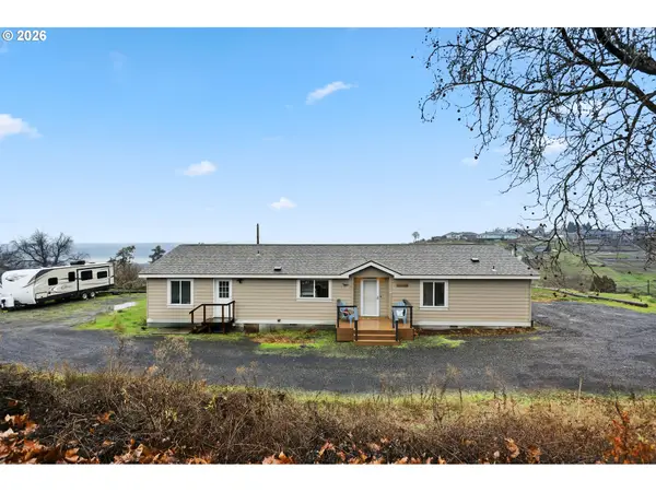 3113 Fremont St, TheDalles, OR 97058