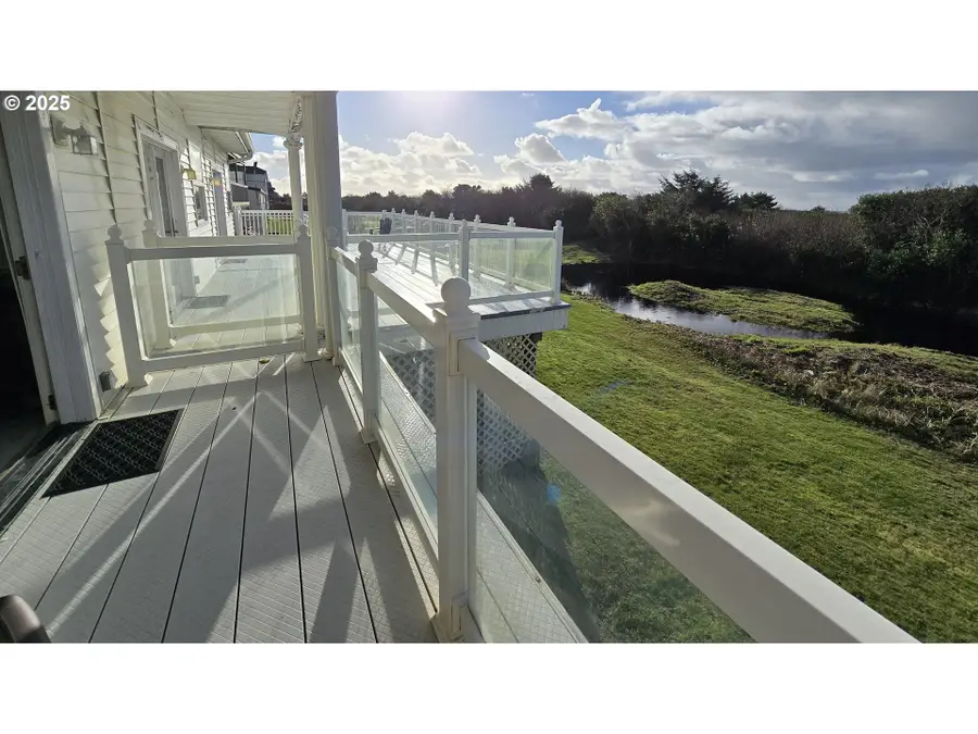 855 Ocean Shores Blvd #103, Ocean Shores, WA 98569 - Image #2