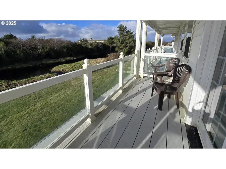 855 Ocean Shores Blvd #103, Ocean Shores, WA 98569 - Image #3