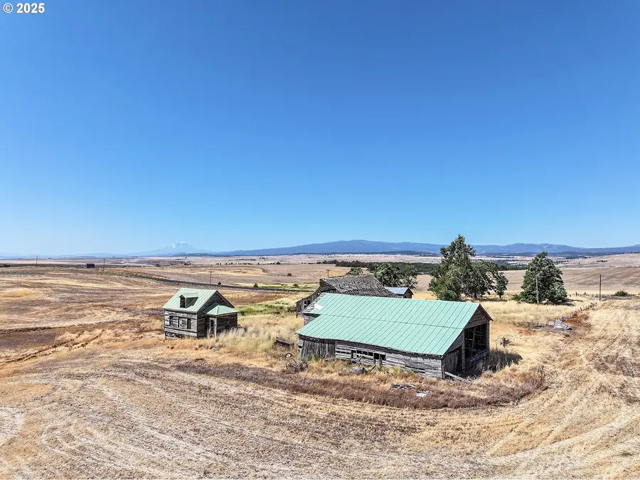 950 Hoctor Rd, Goldendale, WA 98620 - Image #2