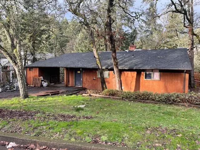 275 W 37th Ave, Eugene, OR 97404 - Image #1