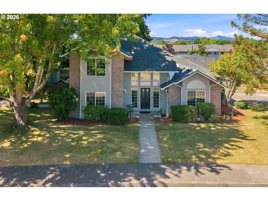 1653 SW Bonnie Jean Pl, McMinnville, OR 97128 - #2