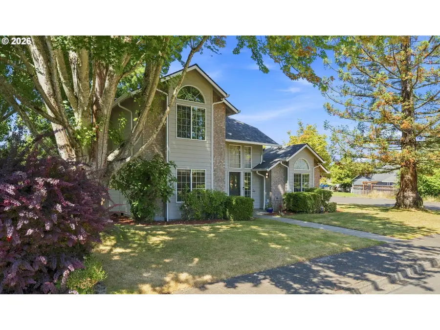 1653 SW Bonnie Jean Pl, McMinnville, OR 97128 - #3
