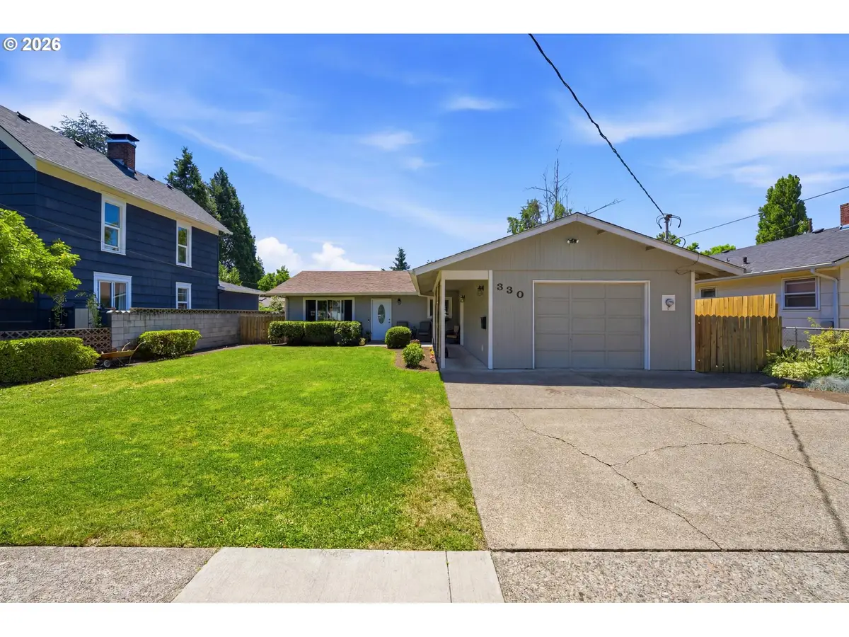 330 NW 12th St, McMinnville, OR 97128 - #1