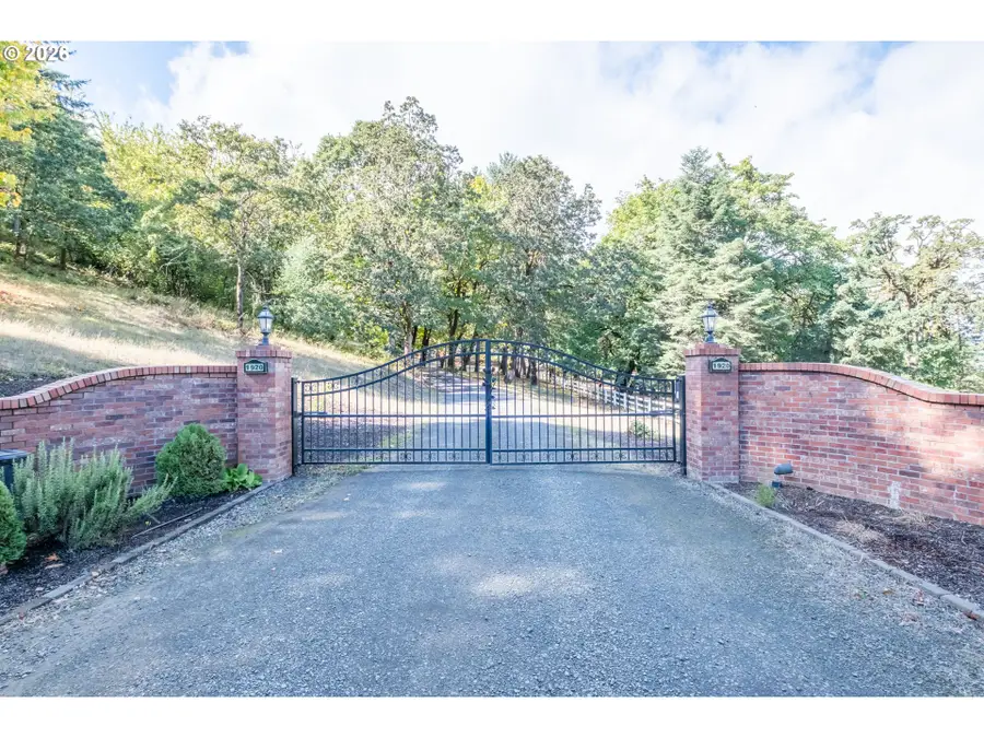 1920 Cochrane Ln, Dallas, OR 97338 - #2