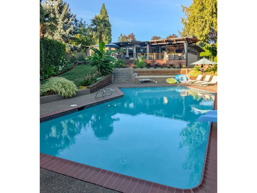 6736 SW Hamilton Ct, Portland, OR 97225 - #3