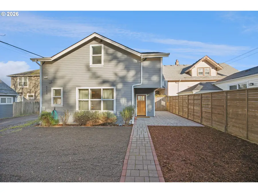 6443 NE 33rd Ave #B, Portland, OR 97211 - Image #2