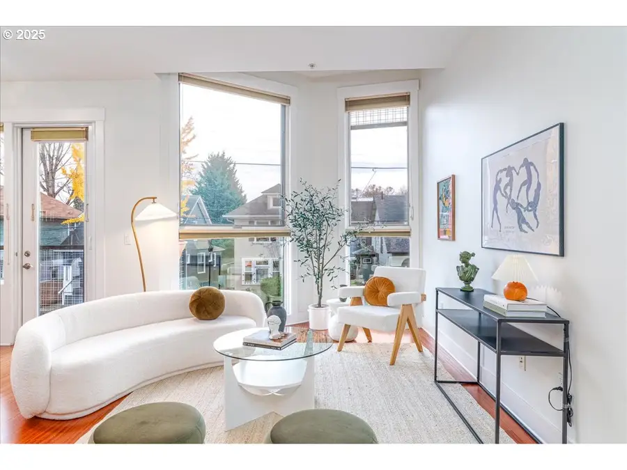 838 SE 38th Ave #209, Portland, OR 97214 - Image #3