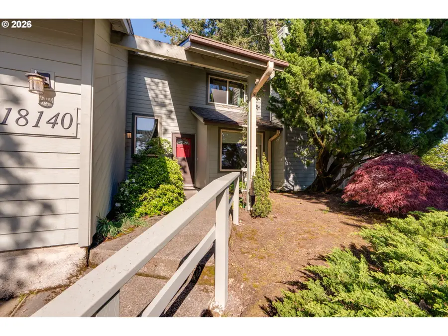 18140 Stonewood Dr, Gladstone, OR 97027 - #3