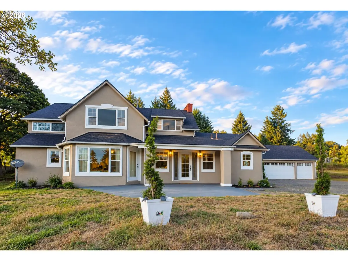 39399 SW Laurelwood Rd, Gaston, OR 97119 - #1