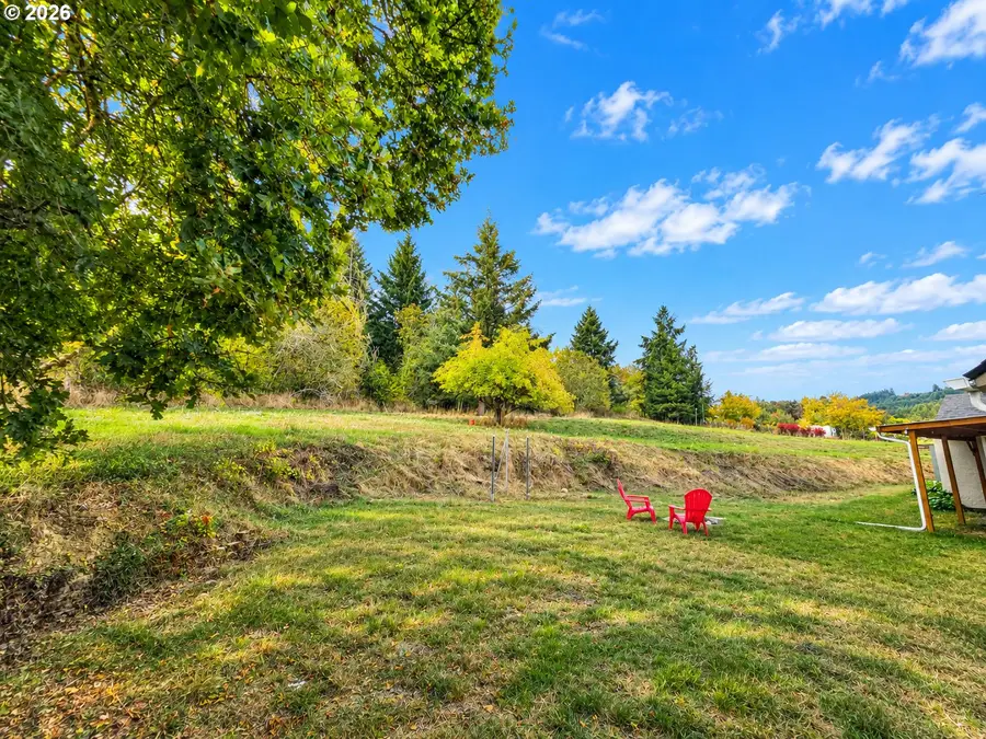 39399 SW Laurelwood Rd, Gaston, OR 97119 - #2