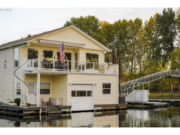 17809 NE Marine Dr #C3, Portland, OR 97230